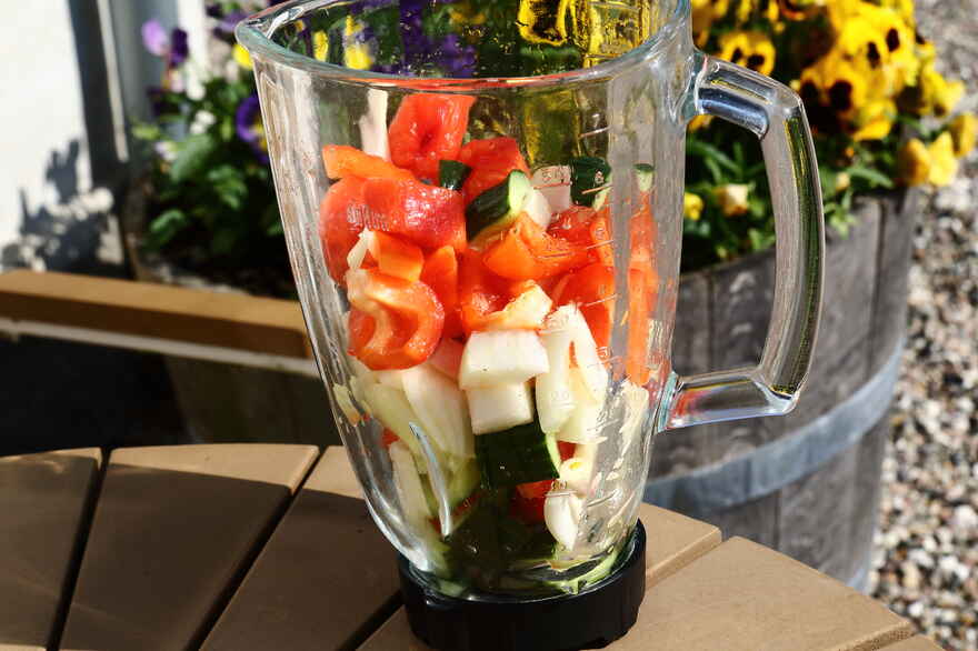 Gazpacho - Kold tomatsuppe ... klik for at komme tilbage