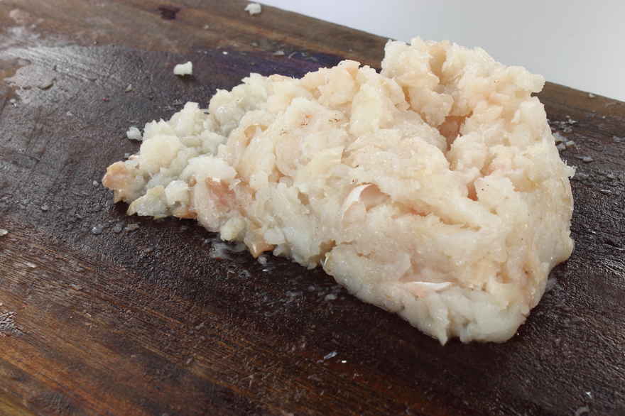 Fiskebøf med kartoffel-sellerimos og rosenkålssalat ... klik for at komme tilbage