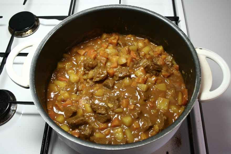 Ungarsk gulash stuvning ... klik for at komme tilbage