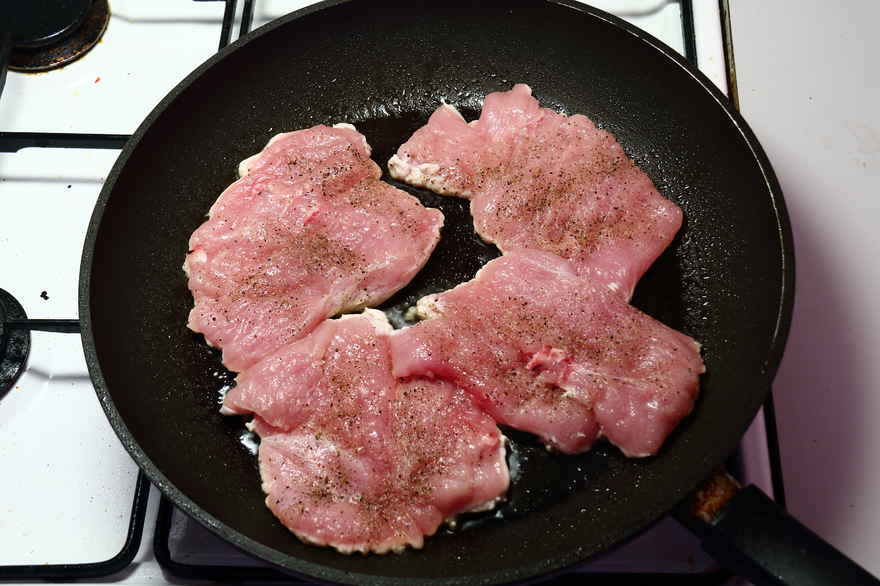 Citronstegt kalkunschnitzel med champignonsalat ... klik for at komme tilbage