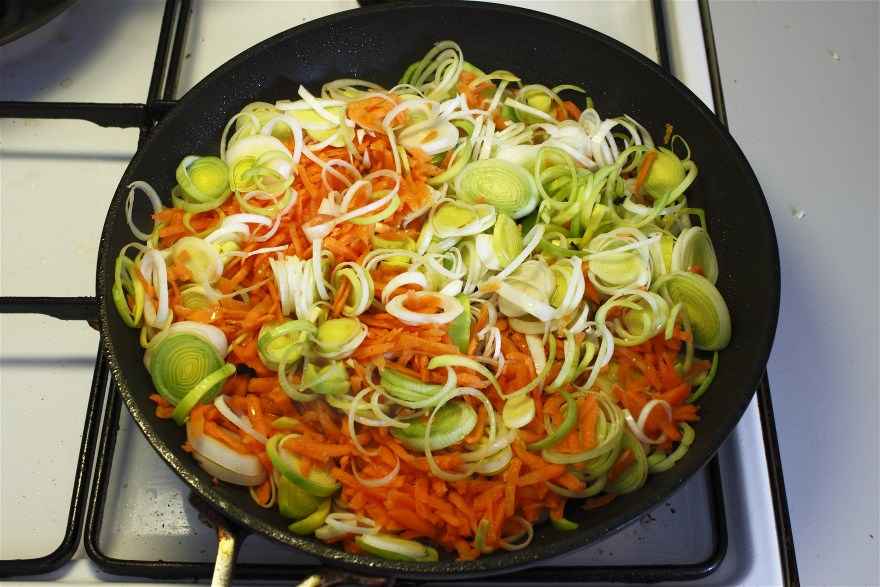 Kalkun med hvidløgssauce og fettuccine ... klik for at komme tilbage