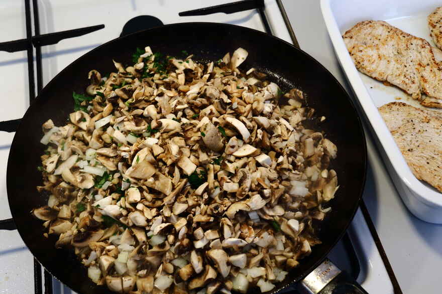 Kalkunschnitzel, ovngratineret, med champignon ... klik for at komme tilbage