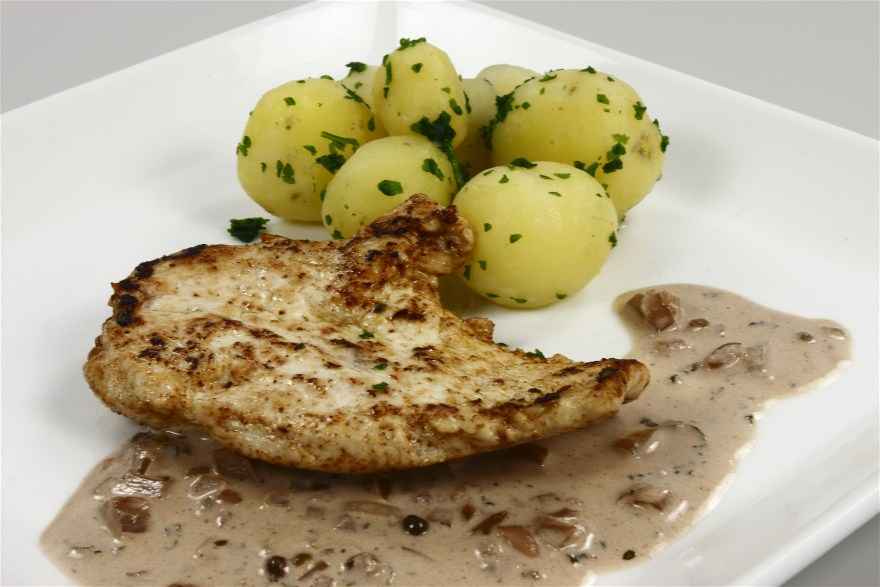 Kalkunschnitzel i pebersauce ... klik for at komme tilbage