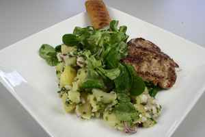 Skinkeschnitzel med kartoffelssalat og lime, billede 4