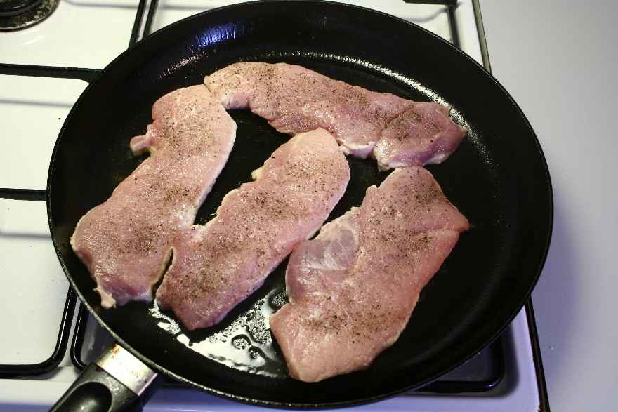 Skinkeschnitzel med serrano og svampesalat ... klik for at komme tilbage