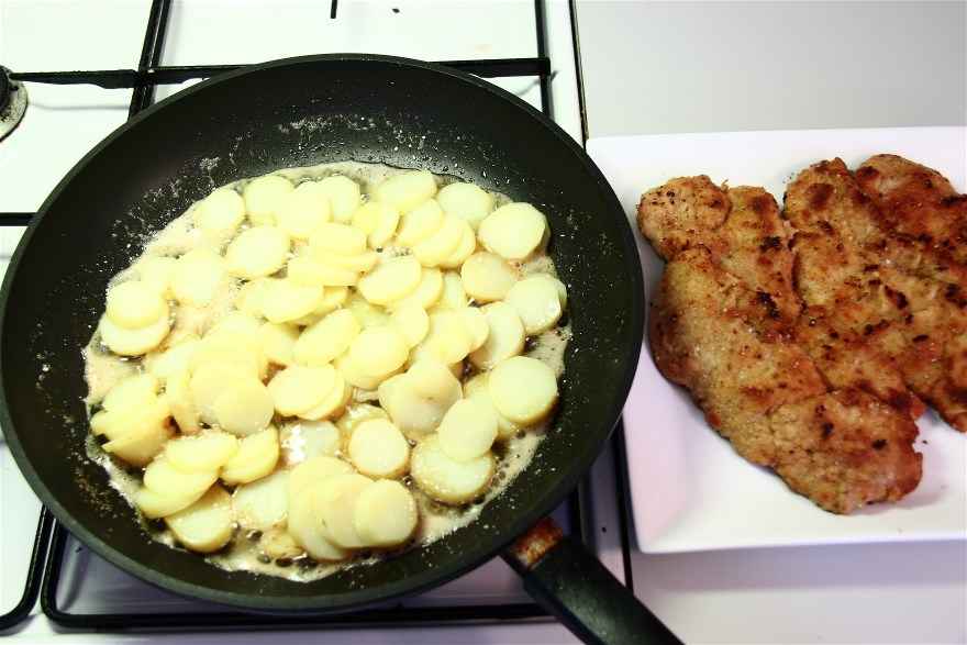 Paneret skinkeschnitzel med ærter ... klik for at komme tilbage