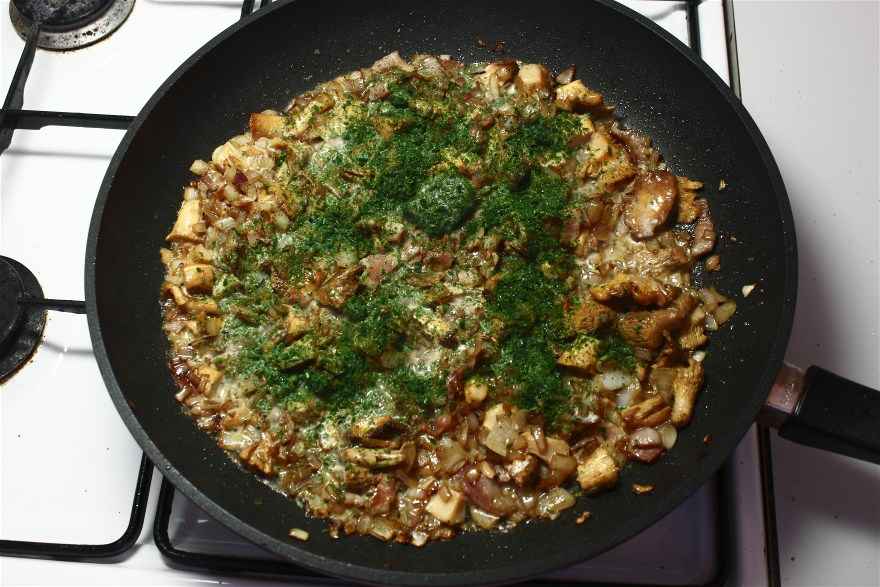 Ostegratineret skinkeschnitzel med kantareller ... klik for at komme tilbage