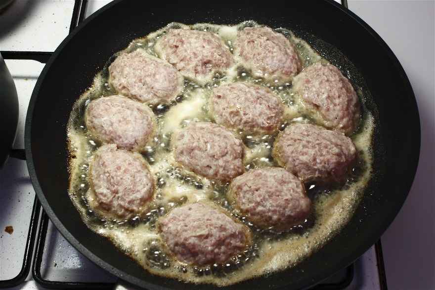 Frikadeller med stuvet blomkål ... klik for at komme tilbage